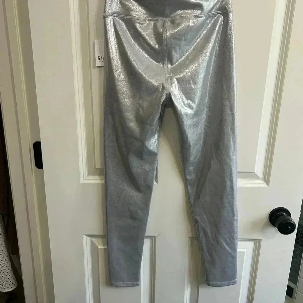 NWT Gap Kids XXL size 14/16 girls silver sparkly leggings. Stretchy. Comfy.